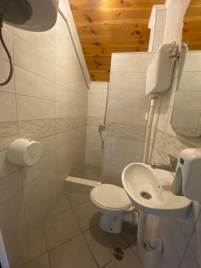 بار Guest House Pecurica المظهر الخارجي الصورة