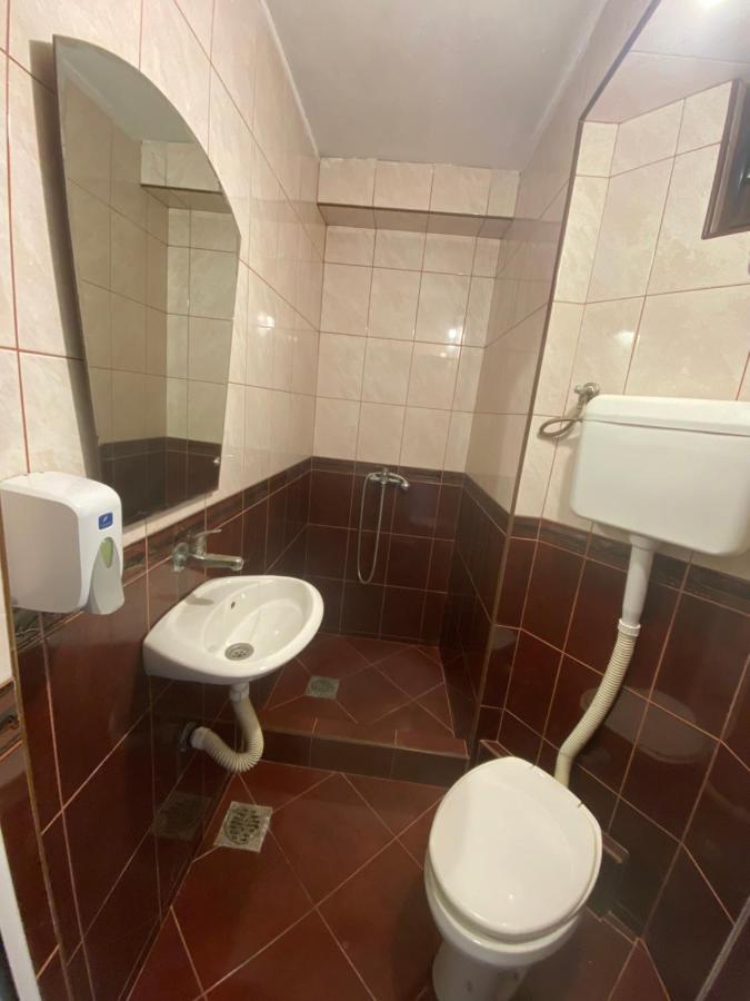 بار Guest House Pecurica المظهر الخارجي الصورة